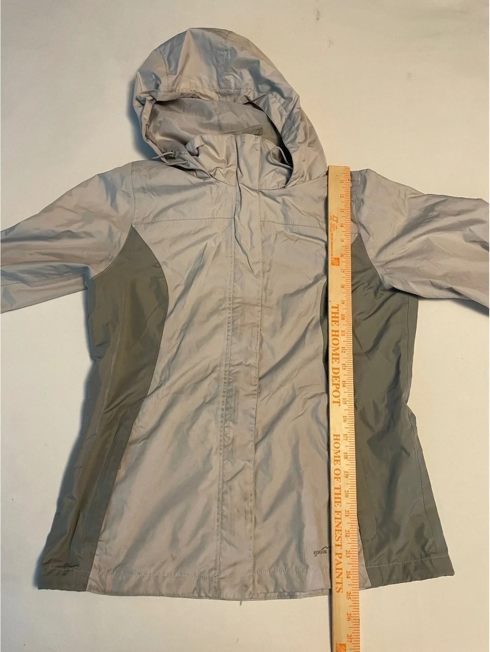 Eddie Bauer Women's Lightweight Hooded Windbreaker Jacket Size L